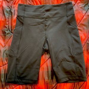 Lululemon 8in biker shorts